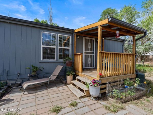 8749 Elm Street, Silver Springs, NV 89429