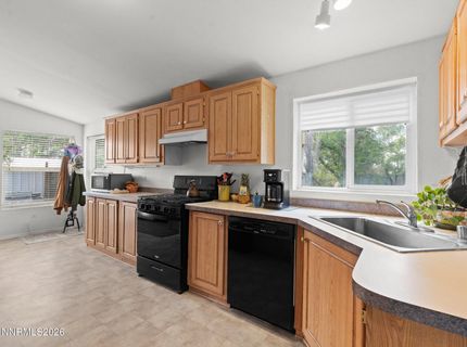 8749 Elm Street, Silver Springs, NV 89429 Photo