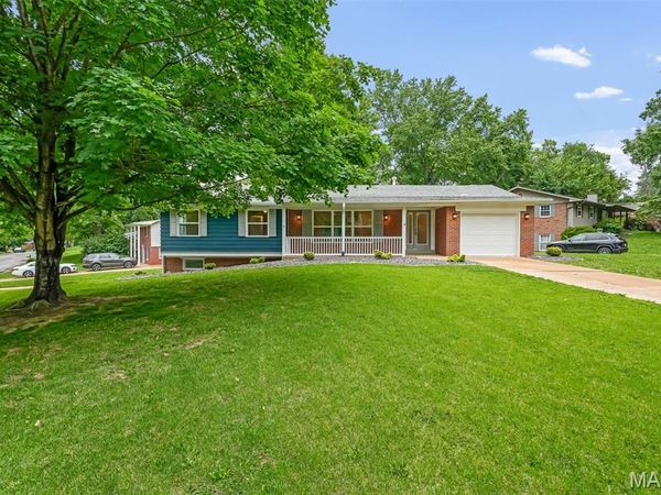 37 Berkshire Drive , Belleville, IL 62223
