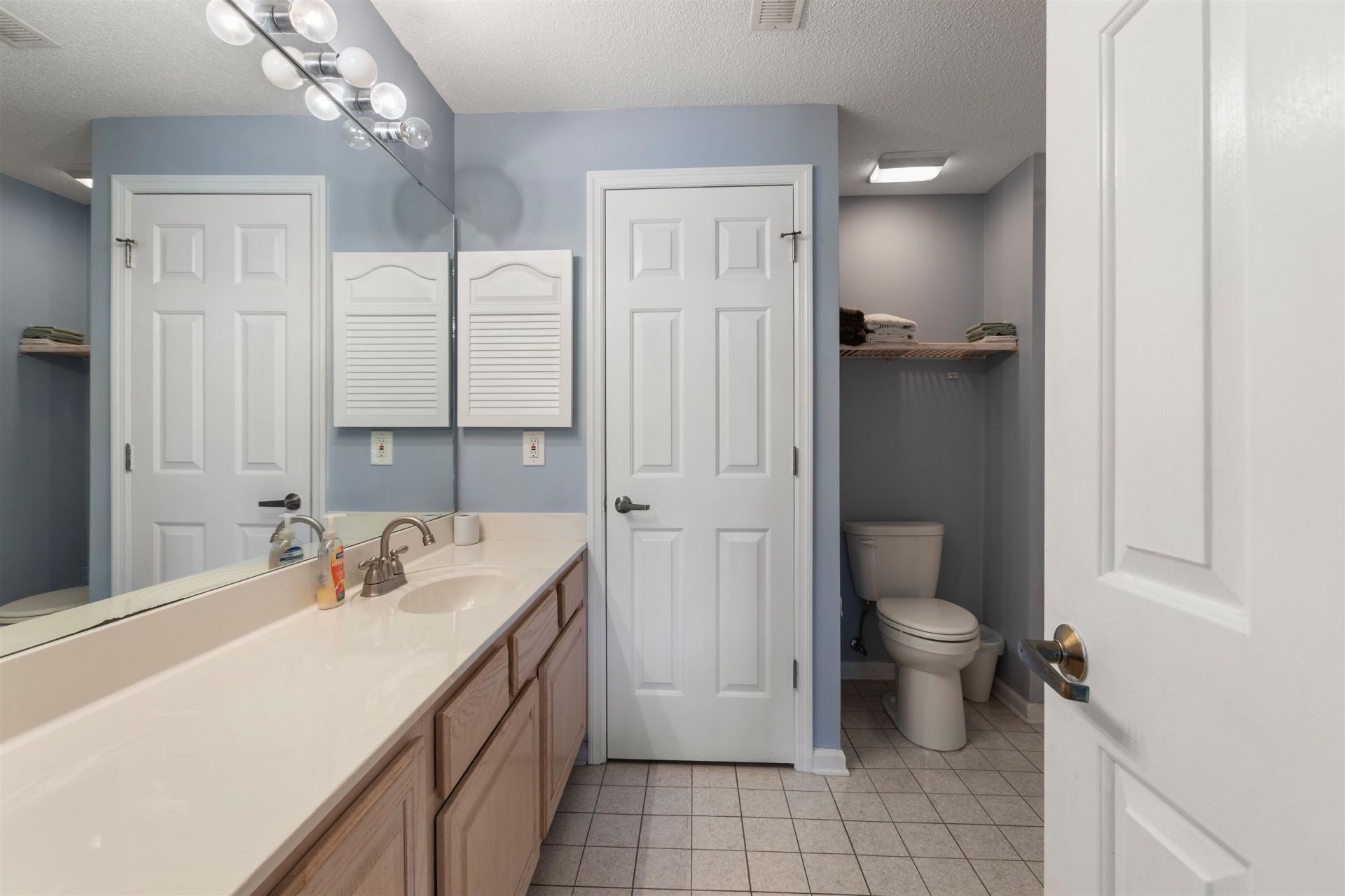 1550 Spinnaker Dr.  Photo 16