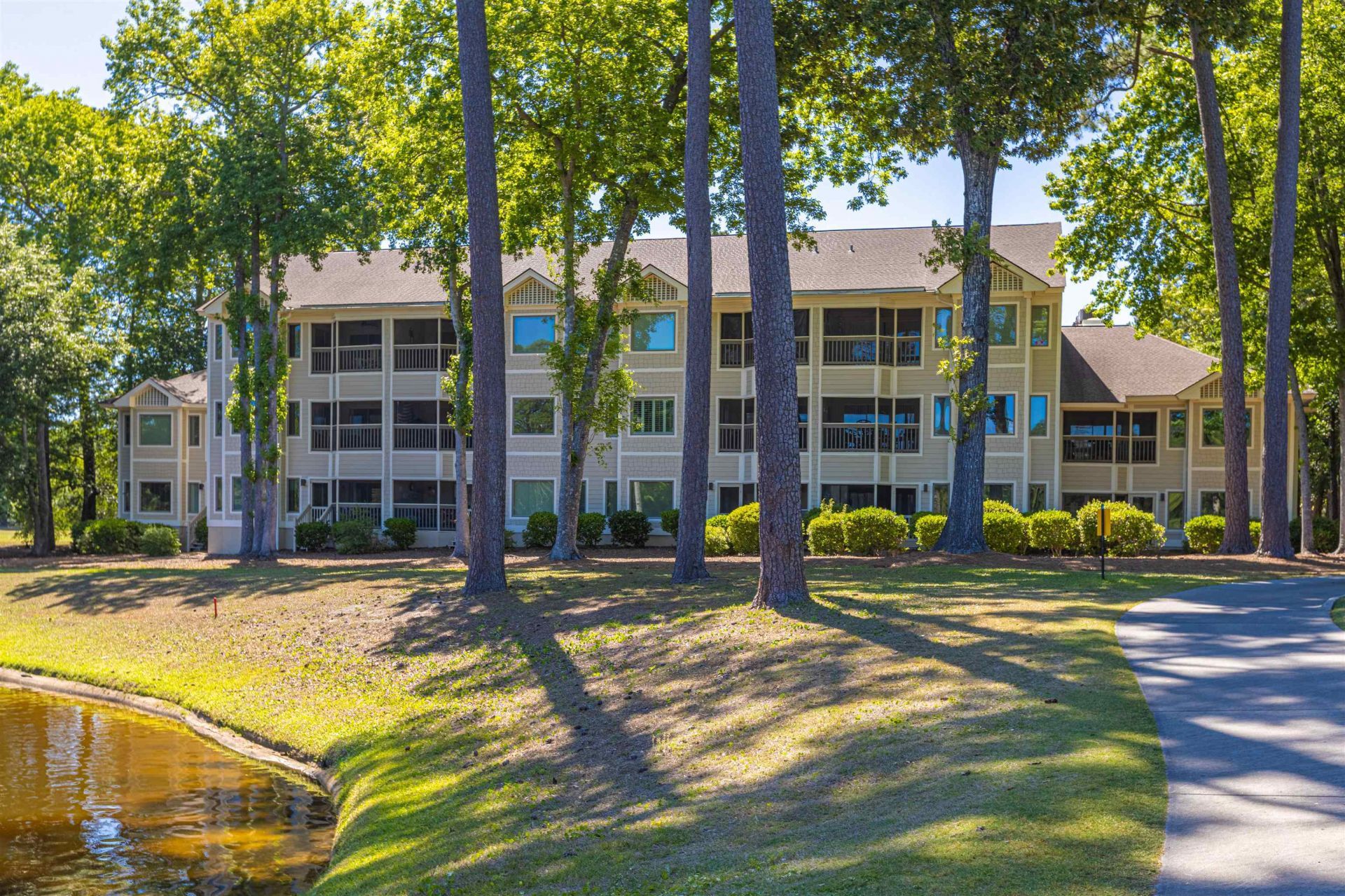 1550 Spinnaker Dr.  Photo 34