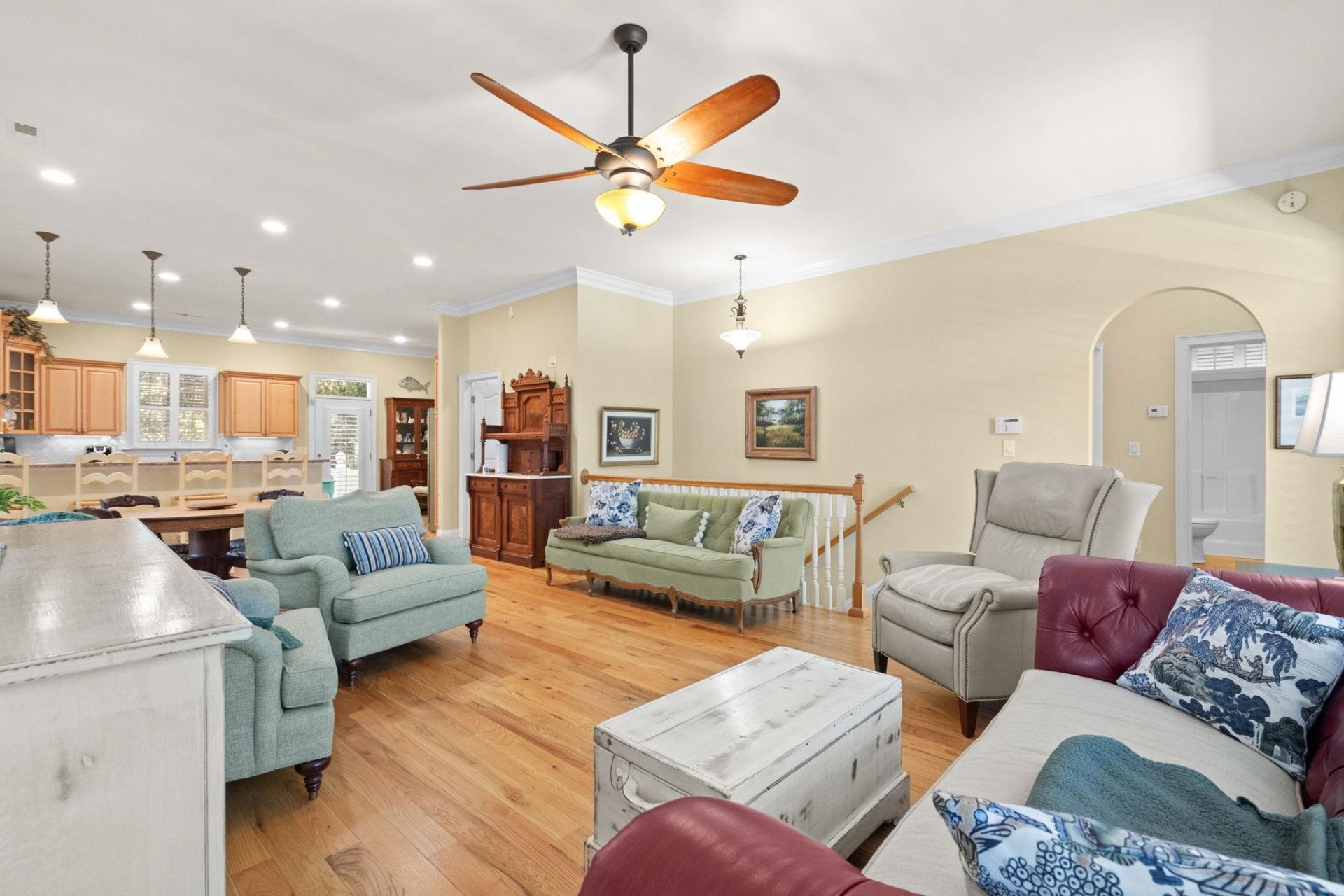 7 Gillette Pl.  Photo 15