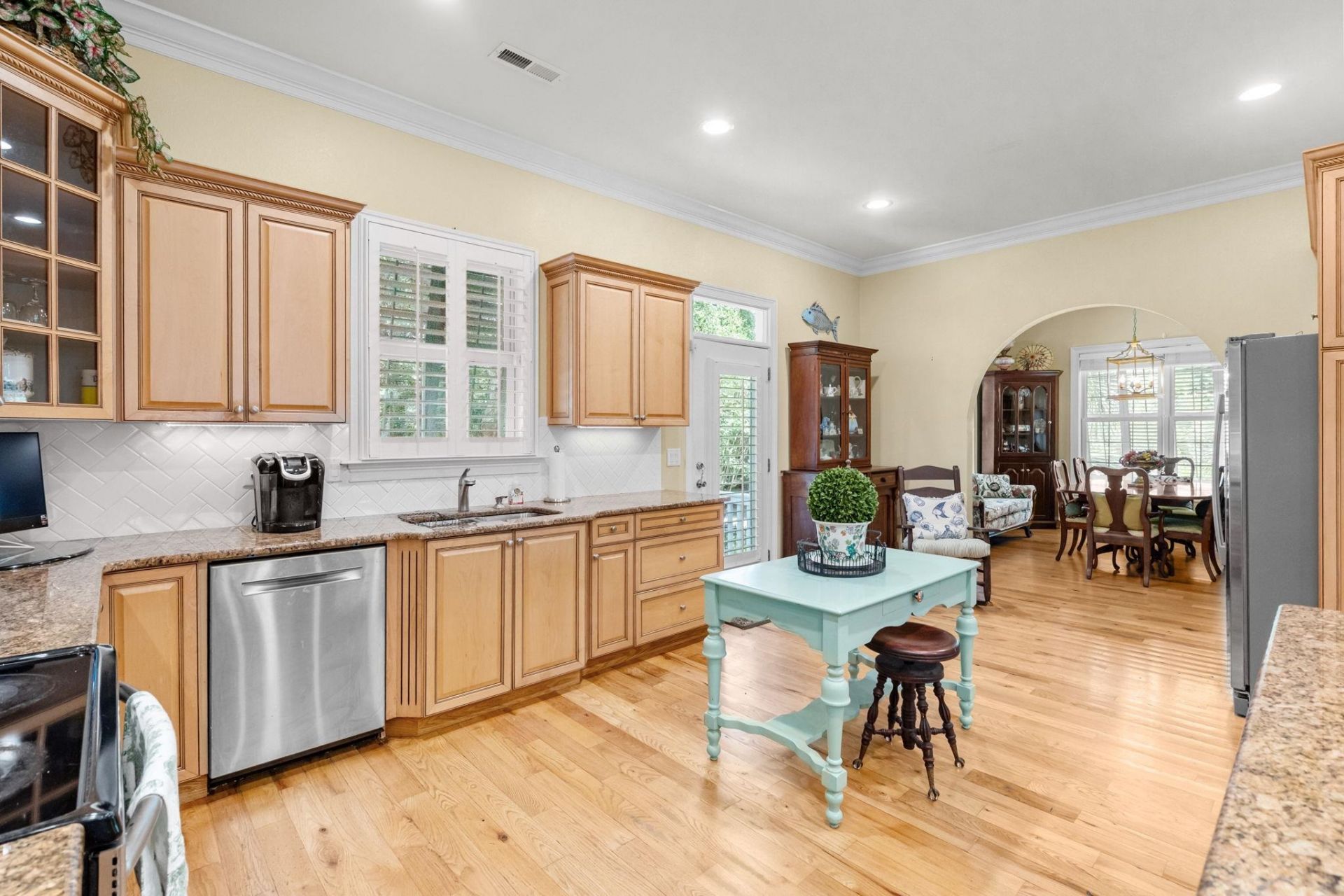 7 Gillette Pl.  Photo 20