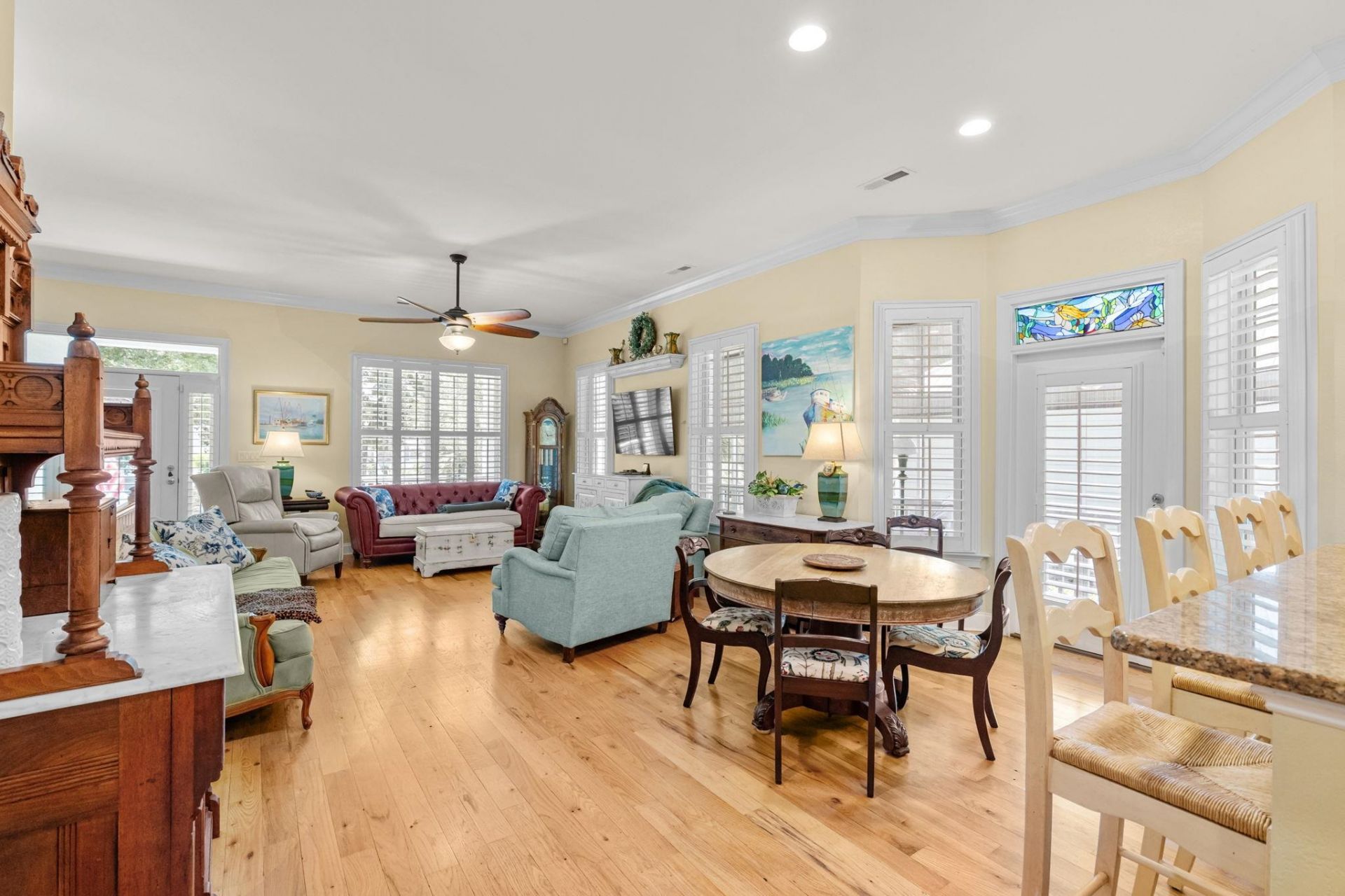 7 Gillette Pl.  Photo 28