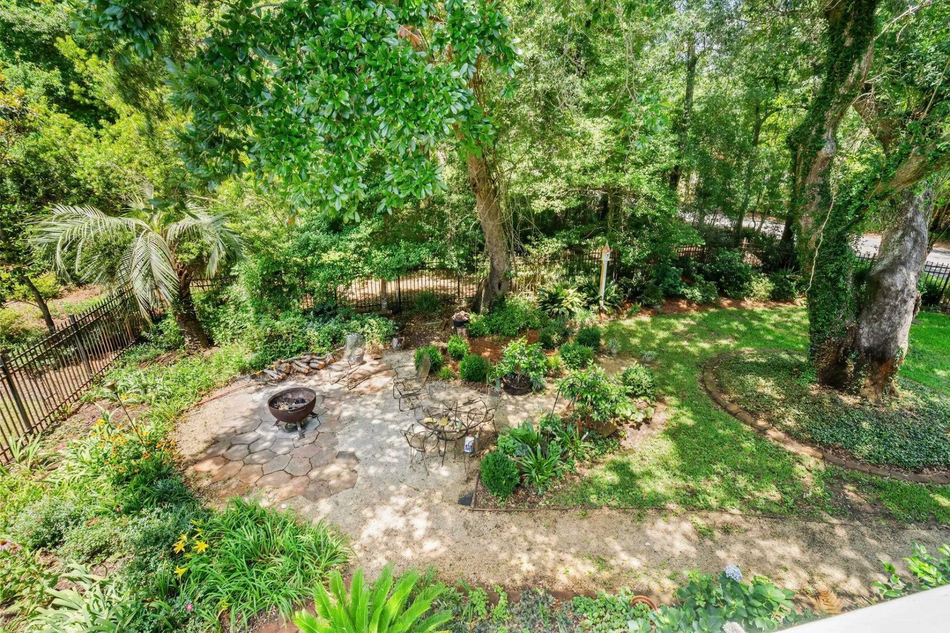 7 Gillette Pl.  Photo 35