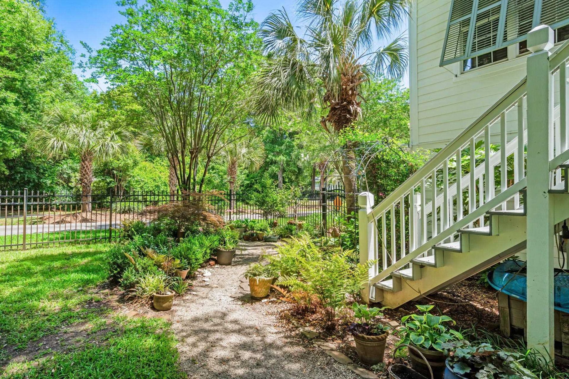 7 Gillette Pl.  Photo 37