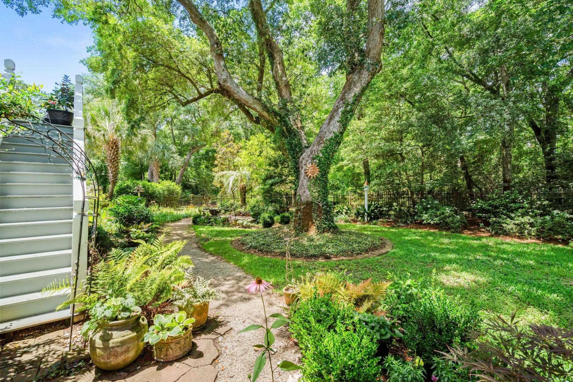 7 Gillette Pl.  Photo 40