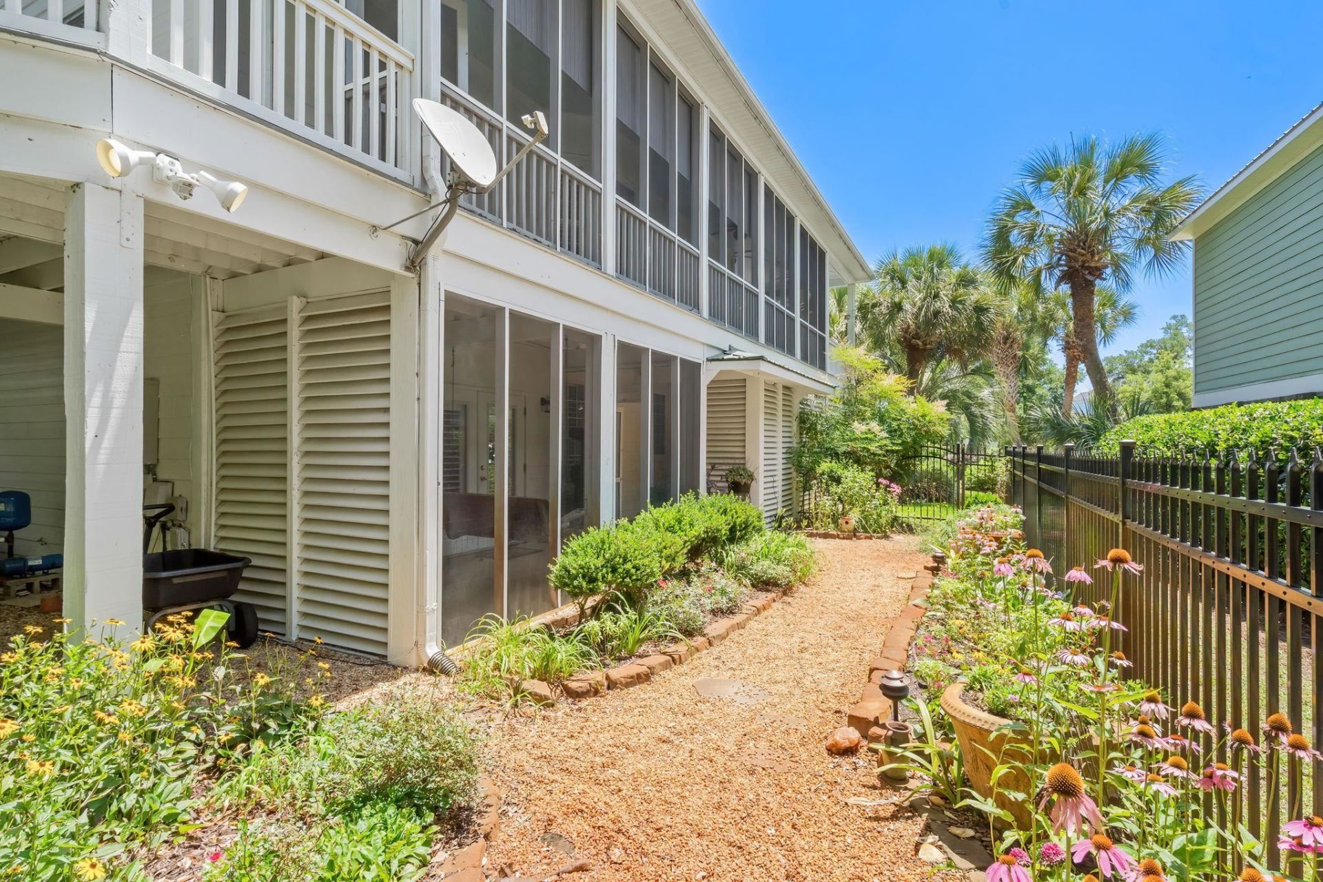 7 Gillette Pl.  Photo 57