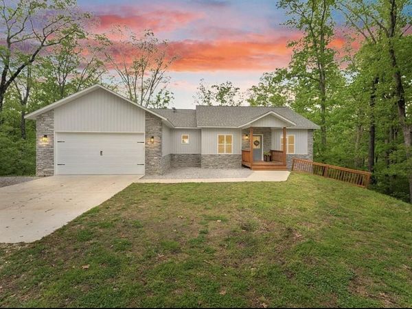24 Flint Lane , Washburn, MO 65772
