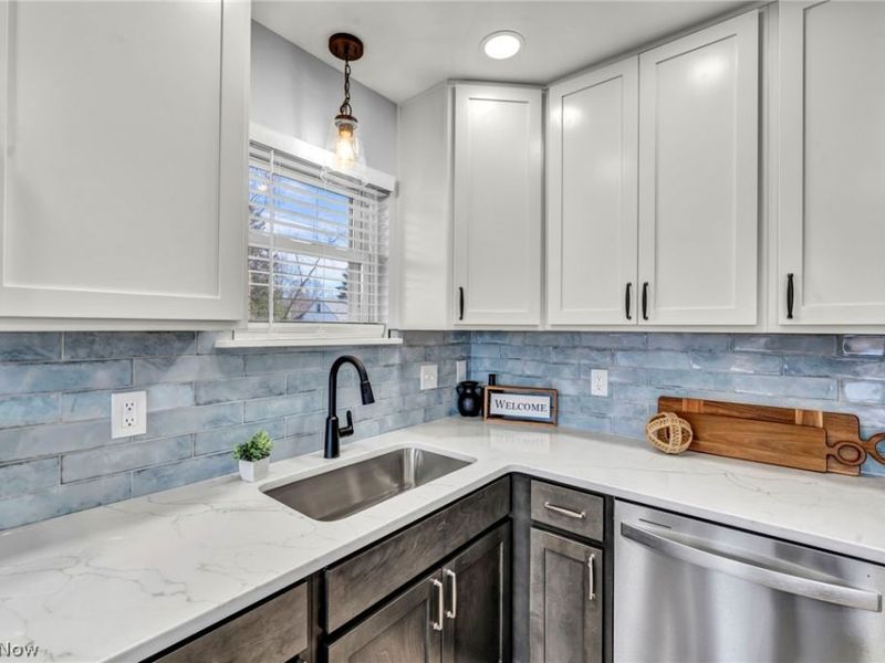 33418 Lake Shore Boulevard , Willowick, OH 44095 Photo 14