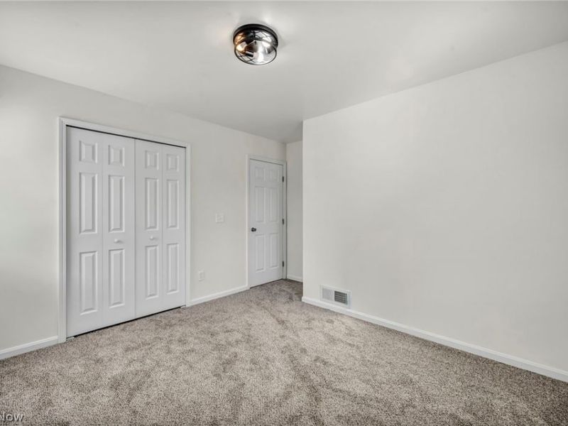 33418 Lake Shore Boulevard , Willowick, OH 44095 Photo 26