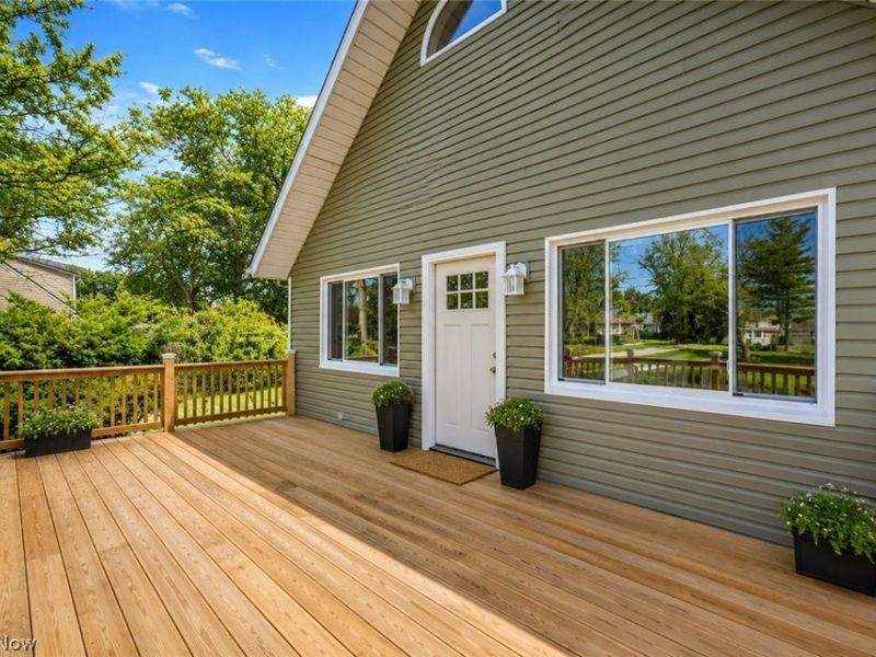 33418 Lake Shore Boulevard , Willowick, OH 44095 Photo 3