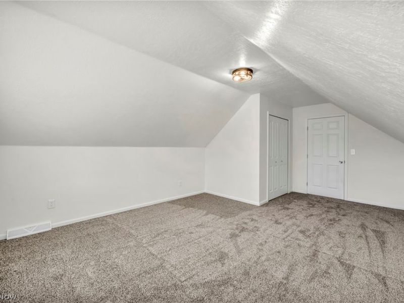 33418 Lake Shore Boulevard , Willowick, OH 44095 Photo 31