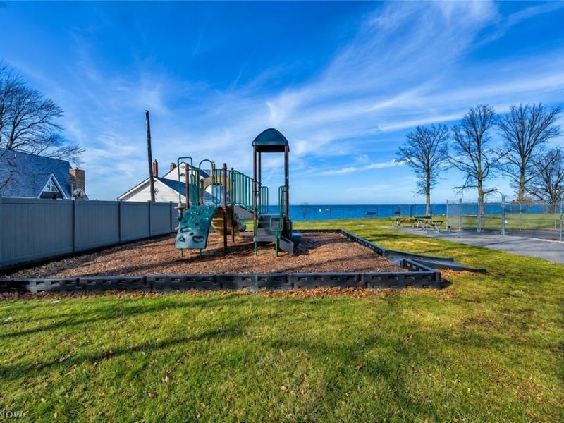 33418 Lake Shore Boulevard , Willowick, OH 44095 Photo 36