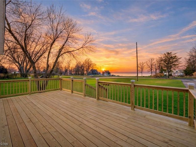 33418 Lake Shore Boulevard , Willowick, OH 44095 Photo 4