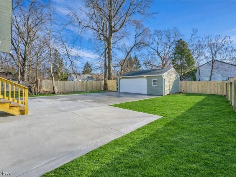 33418 Lake Shore Boulevard , Willowick, OH 44095 Photo 7