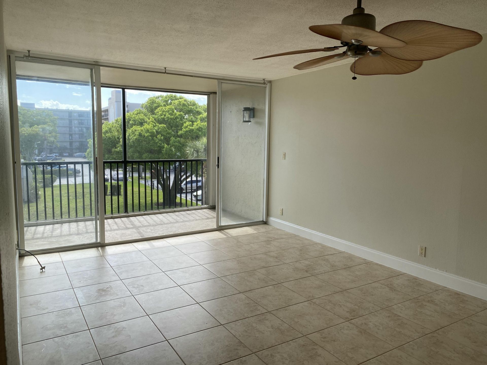 4 Royal Palm Way, Unit 308, Boca Raton, FL 33432 Photo