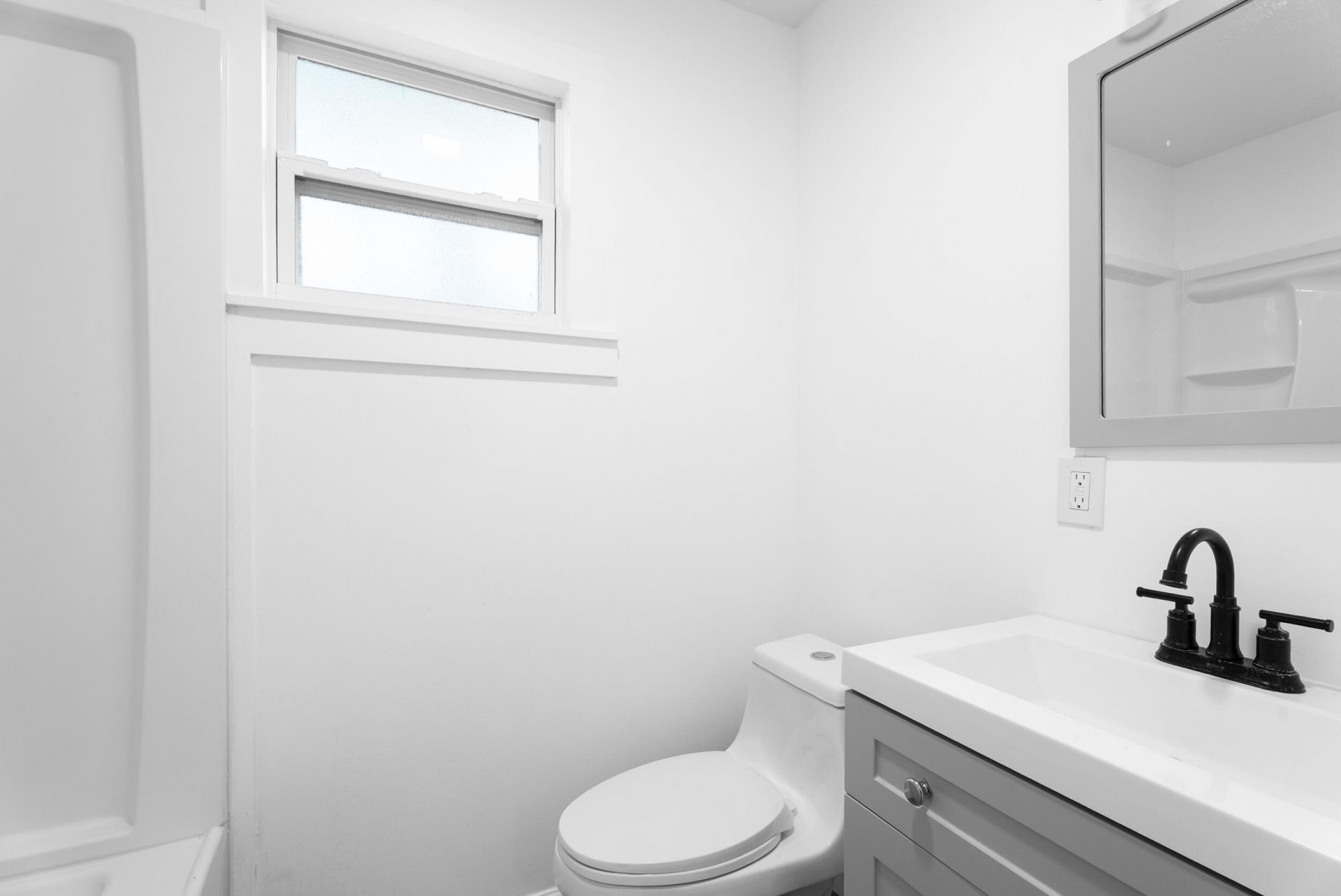 633 SW Cleveland Avenue, Stuart, FL 34994 Photo