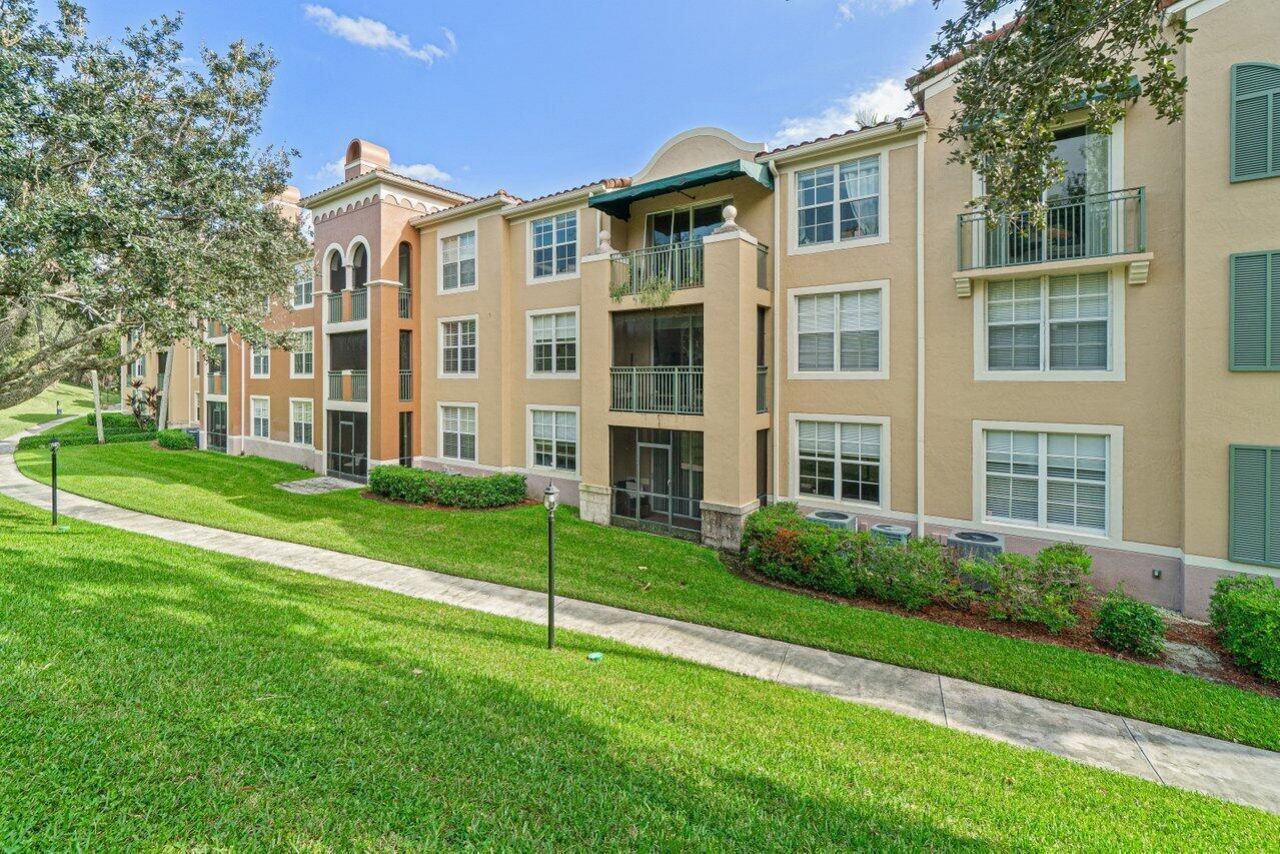 11770 St Andrews Place, Unit 102, Wellington, FL 33414 Photo