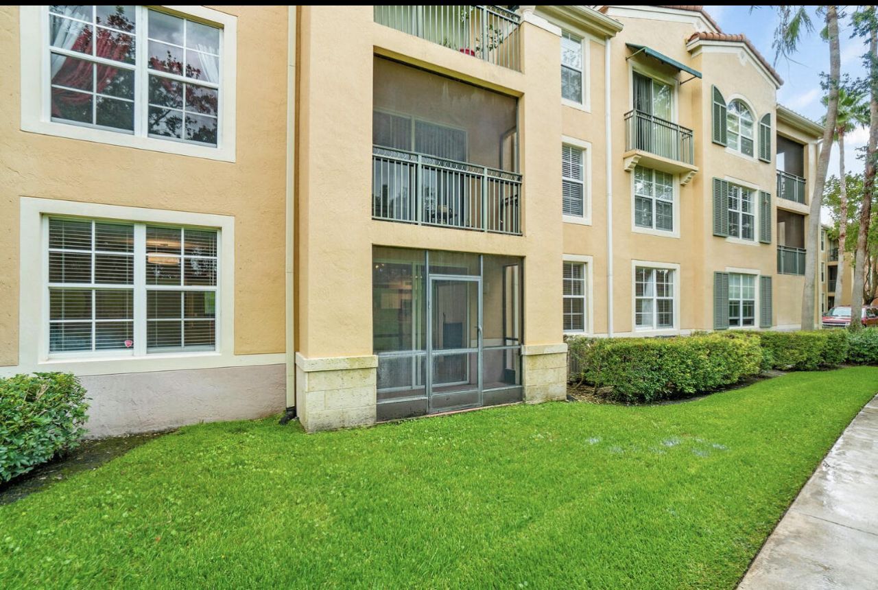 11770 St Andrews Place, Unit 102, Wellington, FL 33414 Photo