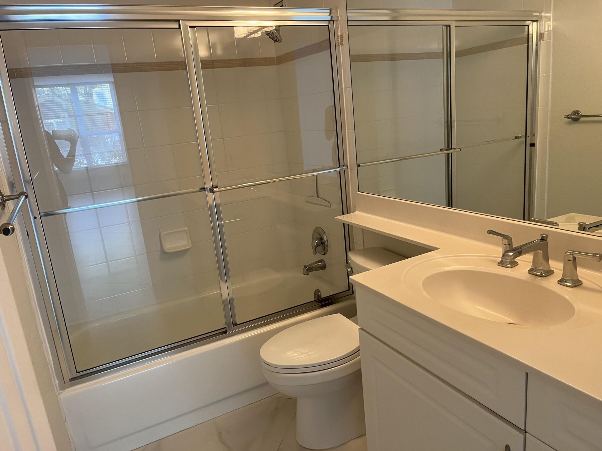 1000 Spanish River Road, Unit 1f, Boca Raton, FL 33432 Photo