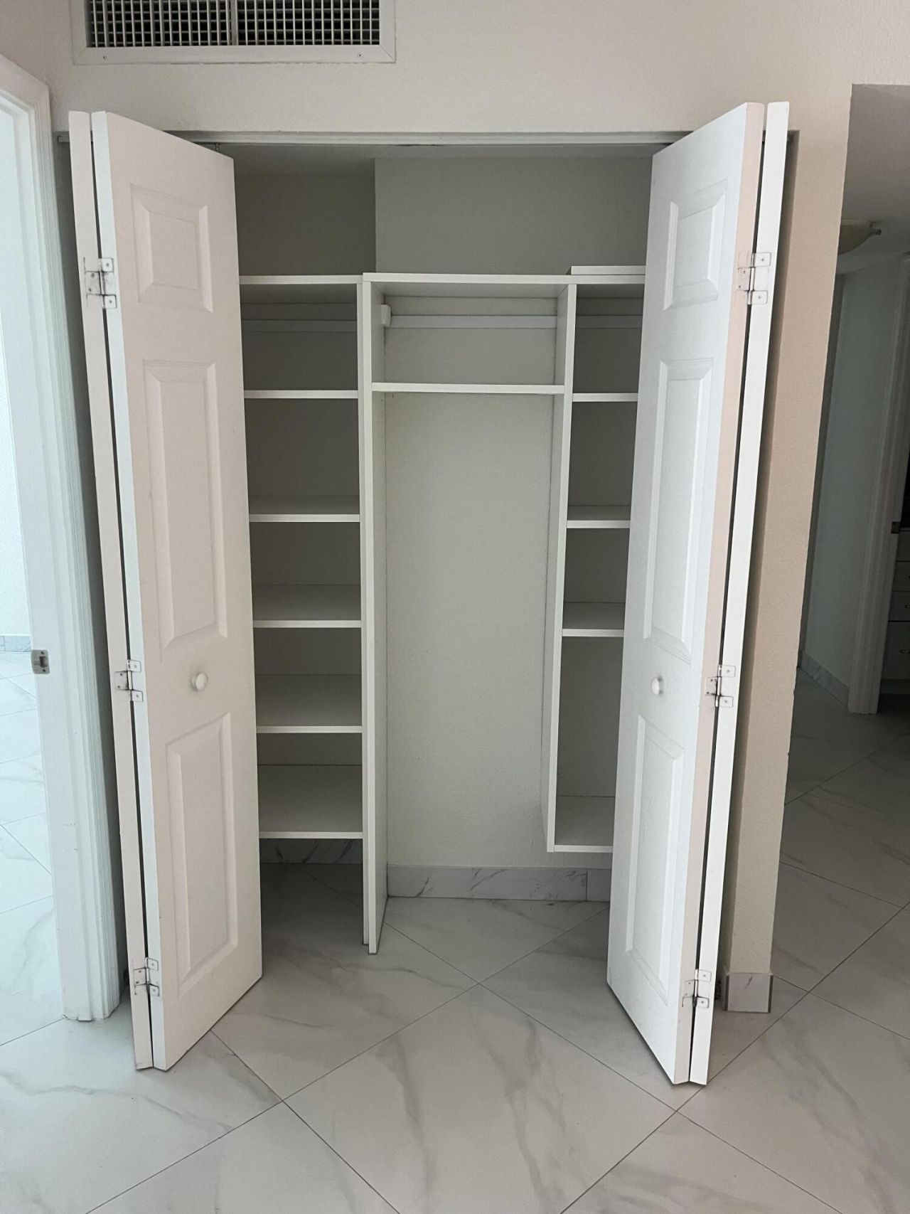 1000 Spanish River Road, Unit 1f, Boca Raton, FL 33432 Photo
