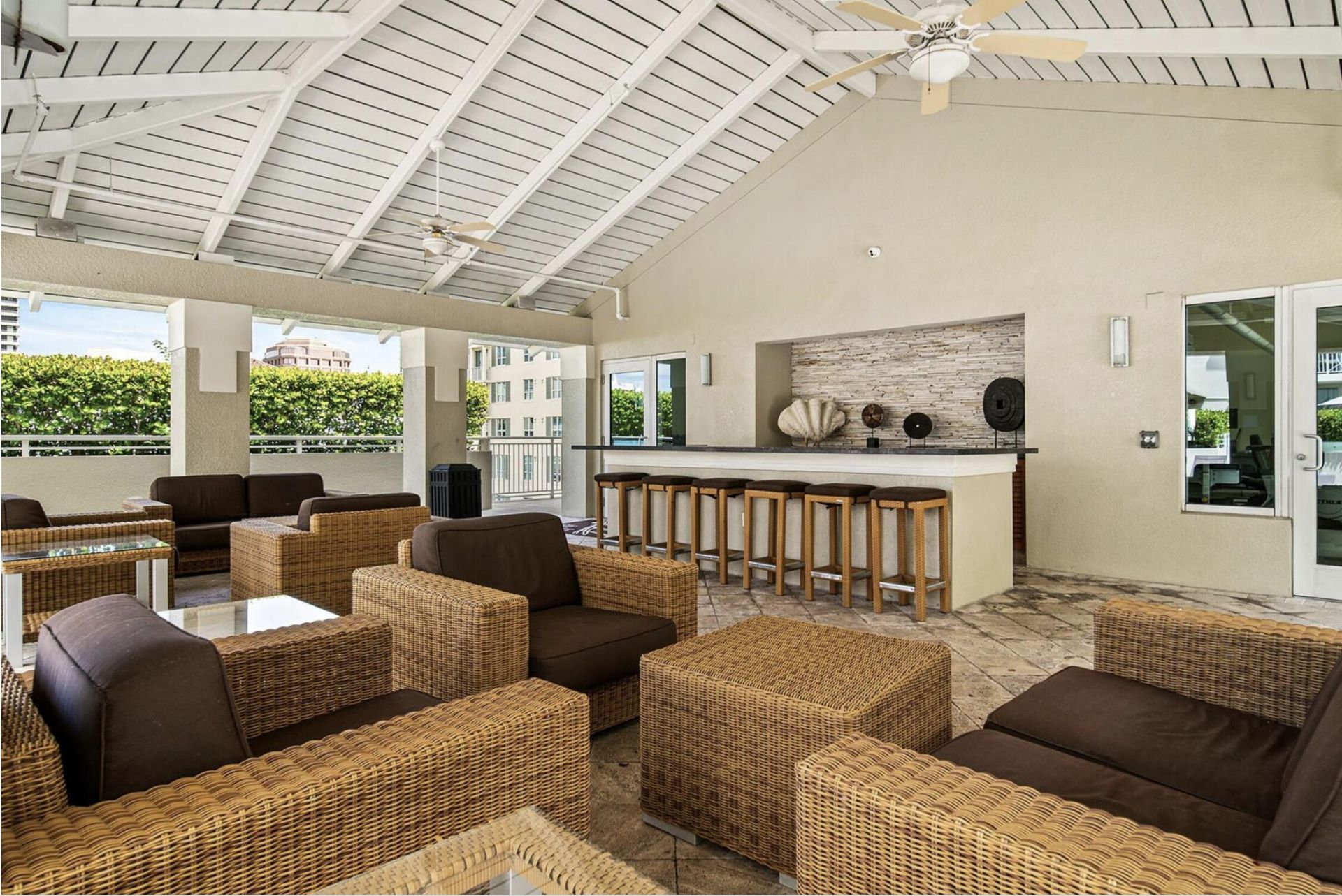 480 Hibiscus Street, Unit 828, West Palm Beach, FL 33401 Photo