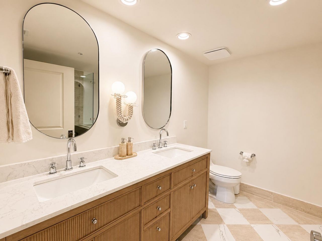 480 Hibiscus Street, Unit 828, West Palm Beach, FL 33401 Photo