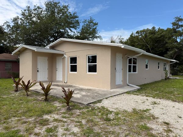 1127 Avenue E, Unit A, Fort Pierce, FL 34950