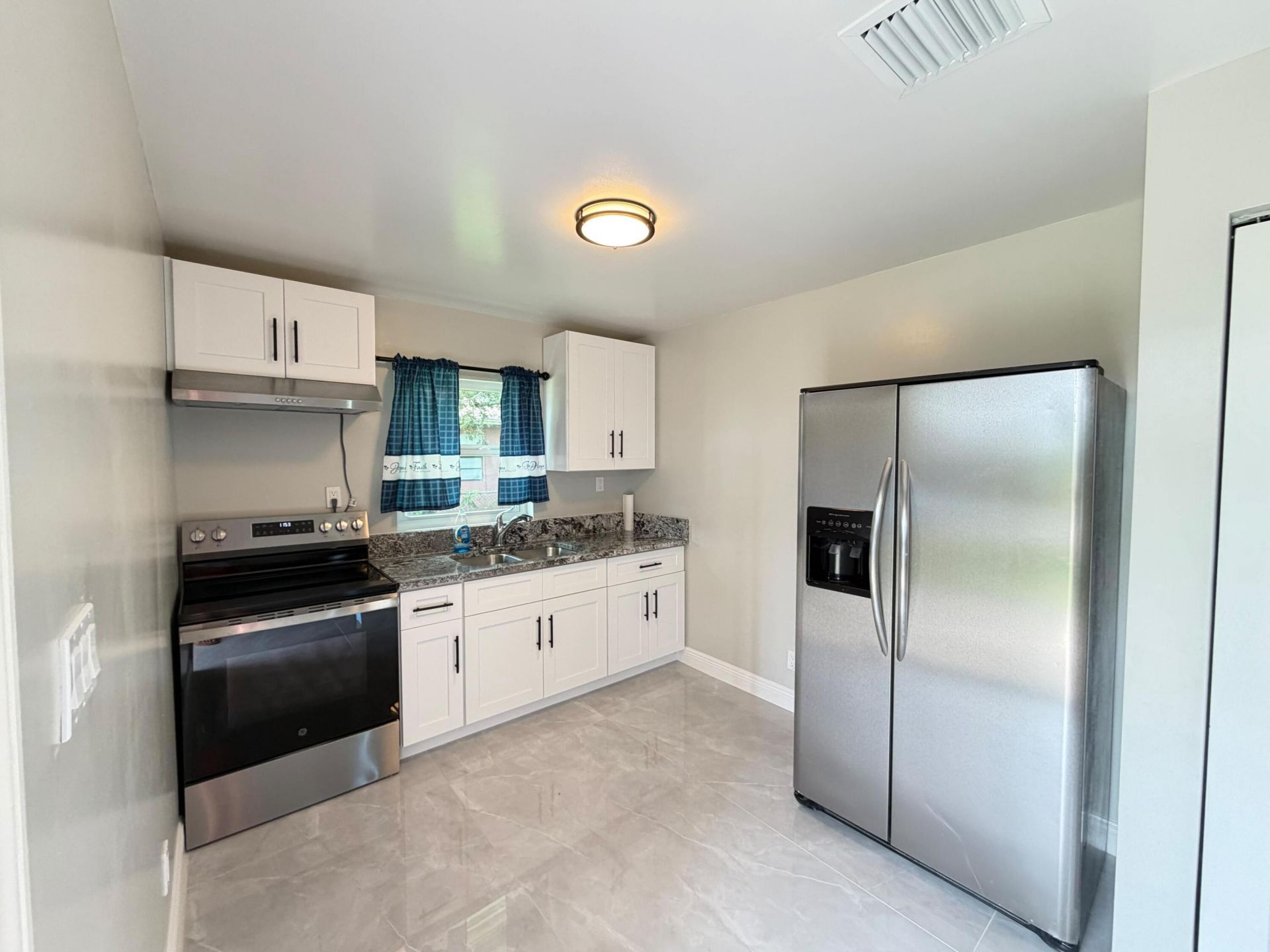 1127 Avenue E, Unit A, Fort Pierce, FL 34950 Photo