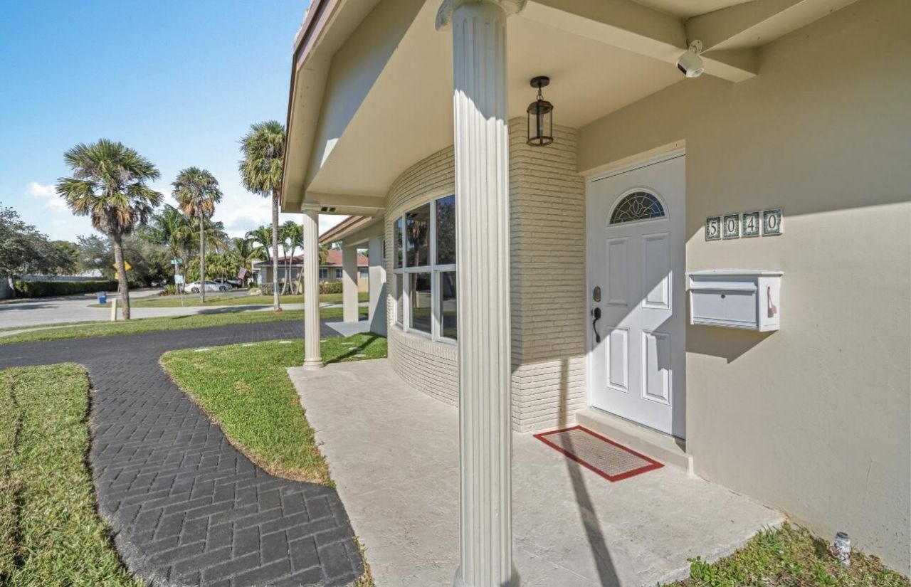 5040 NE 22nd Avenue, Lighthouse Point, FL 33064 Photo