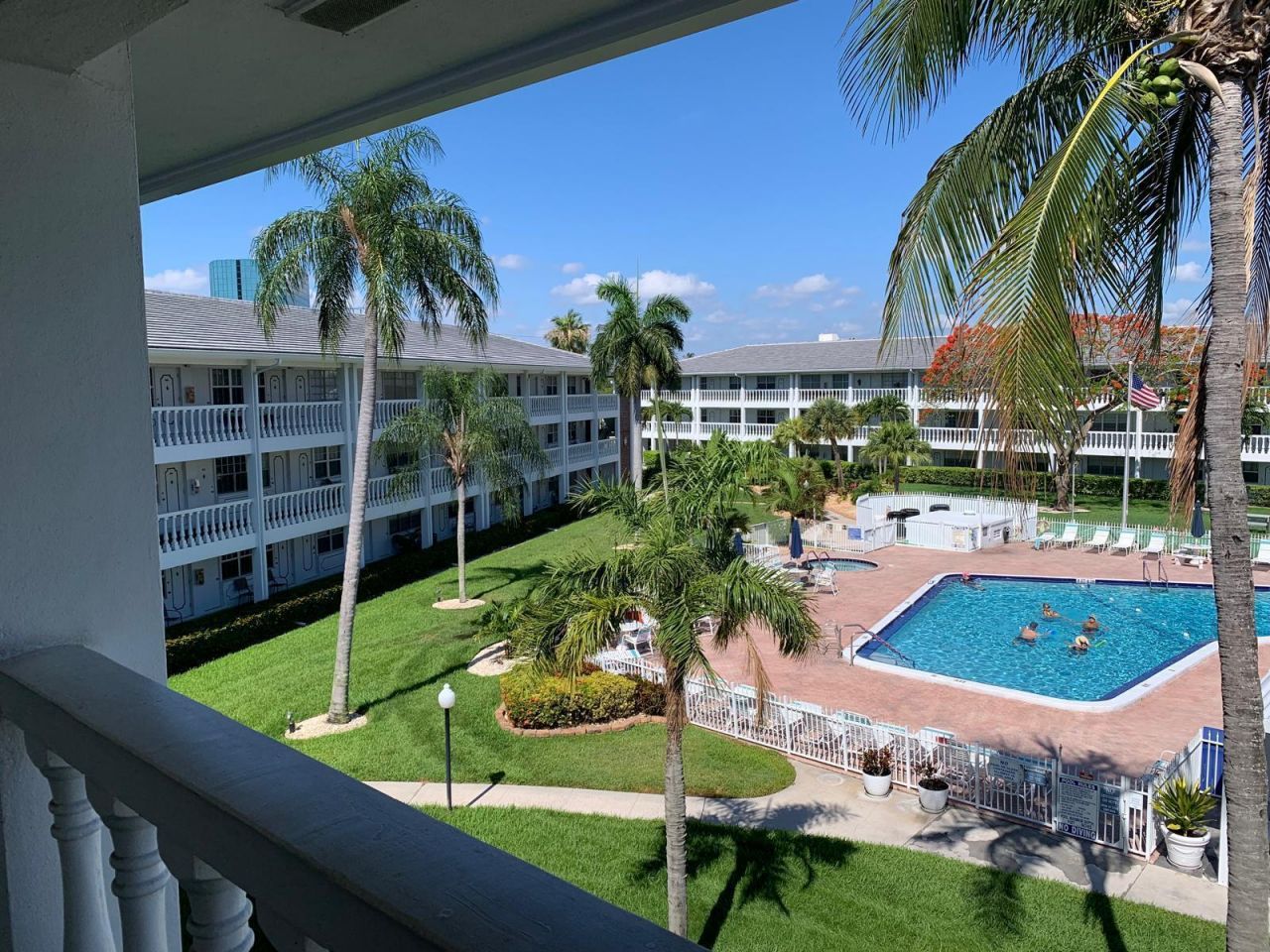 2453 NE 51st Street, Unit D316, Fort Lauderdale, FL 33308 Photo