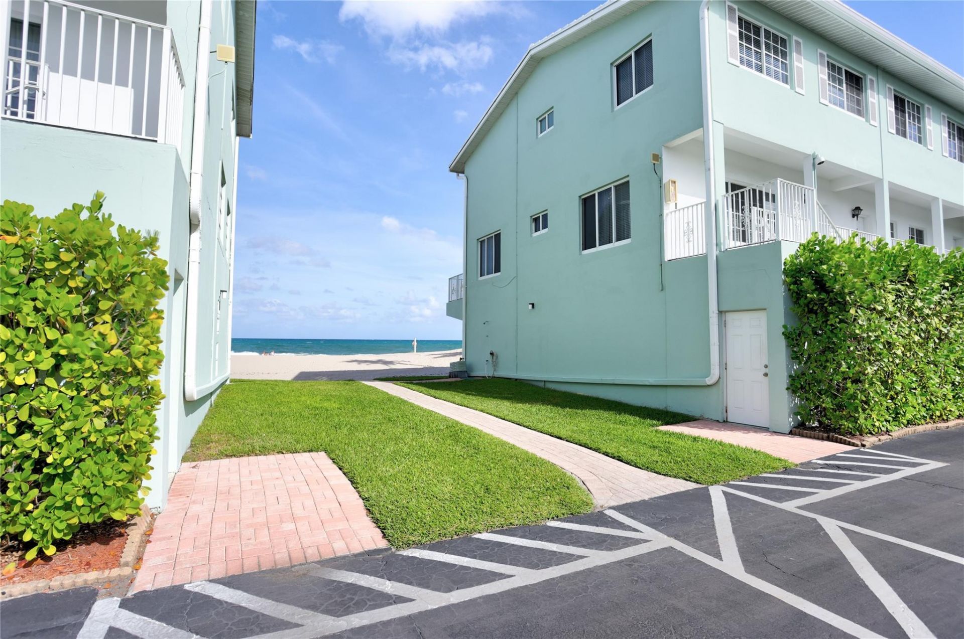 5400 N Ocean Boulevard, Unit 32, Lauderdale by the Sea, FL 33308 Photo