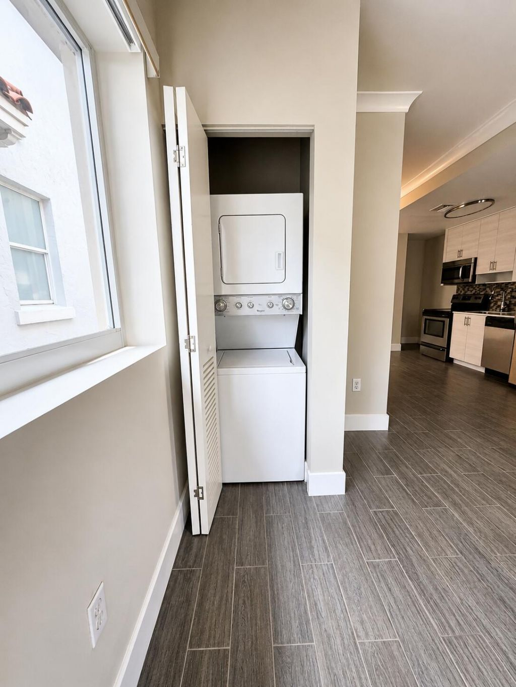 115 Menores Avenue, Unit 7, Coral Gables, FL 33134 Photo