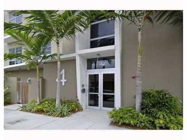 444 NW 1st Avenue, Unit 403, Fort Lauderdale, FL 33301