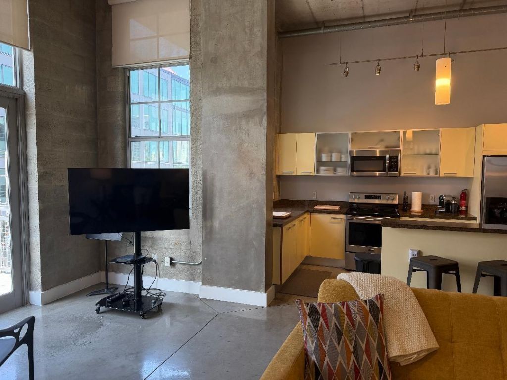 444 NW 1st Avenue, Unit 403, Fort Lauderdale, FL 33301 Photo