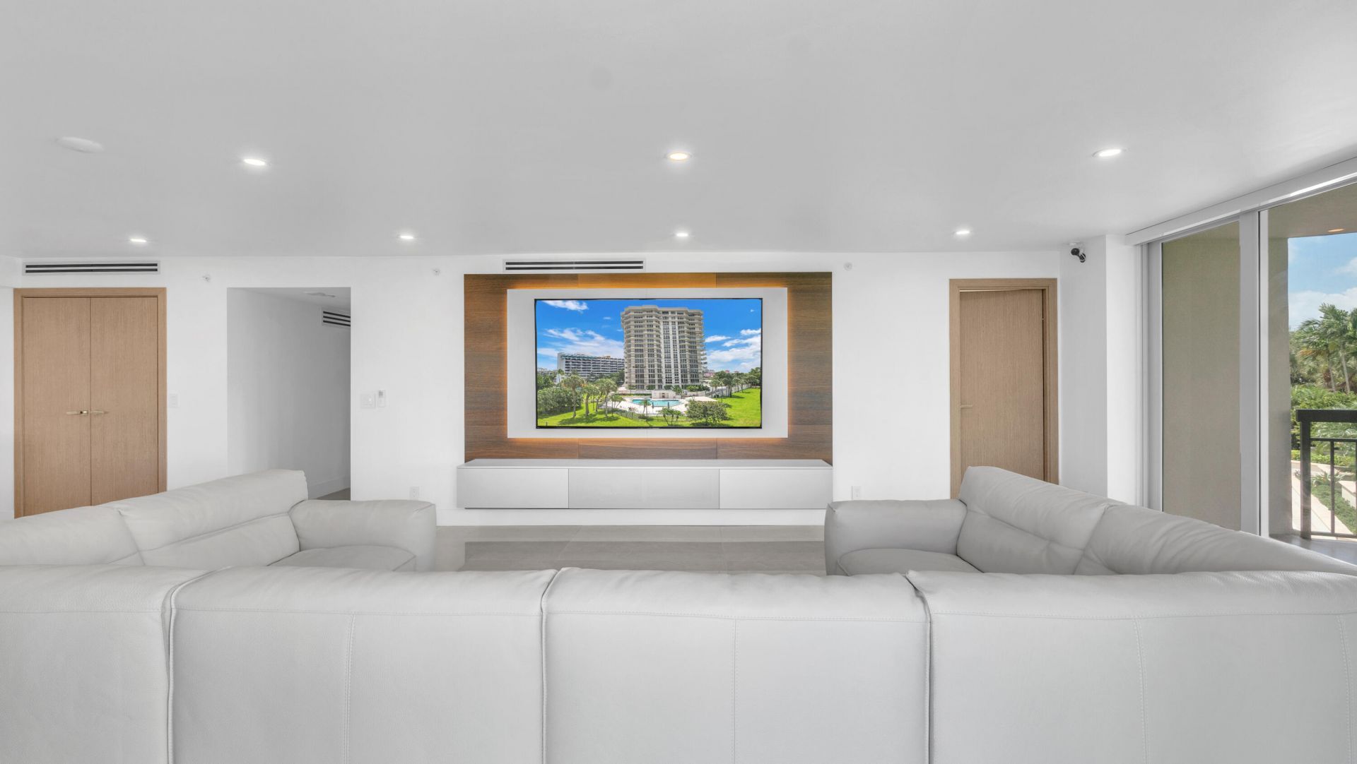 901 E Camino Real, Boca Raton, FL 33432 Photo