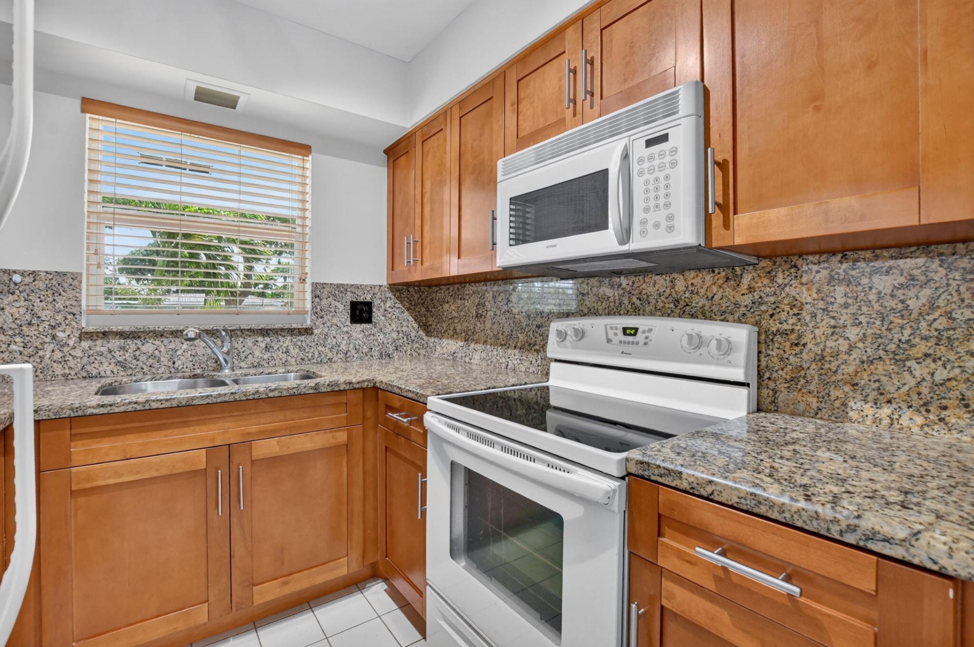 3801 NE 22nd Terrace, Unit 11, Lighthouse Point, FL 33064 Photo