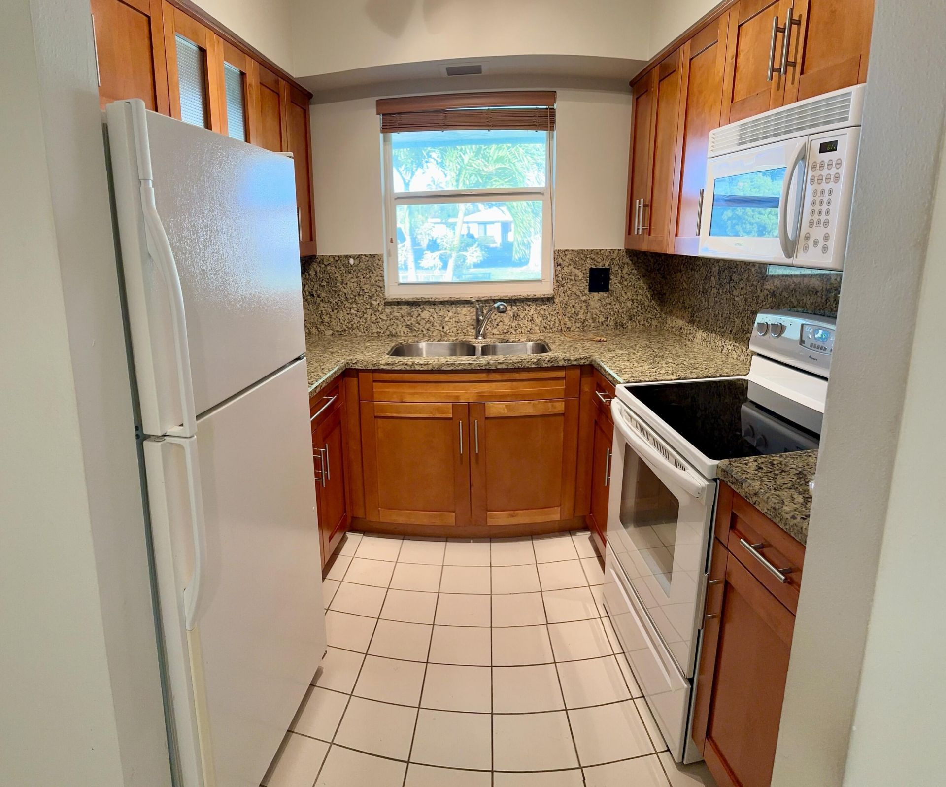 3801 NE 22nd Terrace, Unit 11, Lighthouse Point, FL 33064 Photo