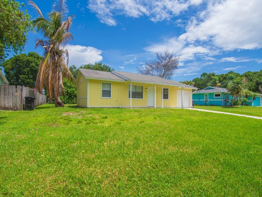 205 SW Voltair Terrace, Port Saint Lucie, FL 34984 Photo