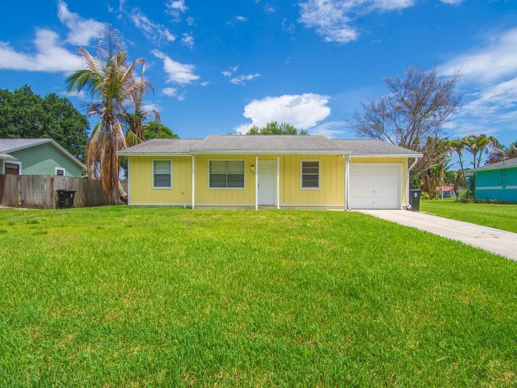 205 SW Voltair Terrace, Port Saint Lucie, FL 34984 Photo