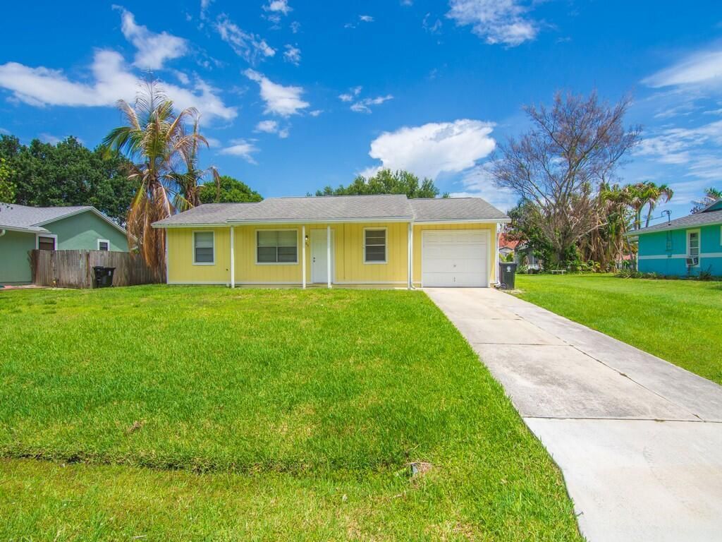 205 SW Voltair Terrace, Port Saint Lucie, FL 34984 Photo