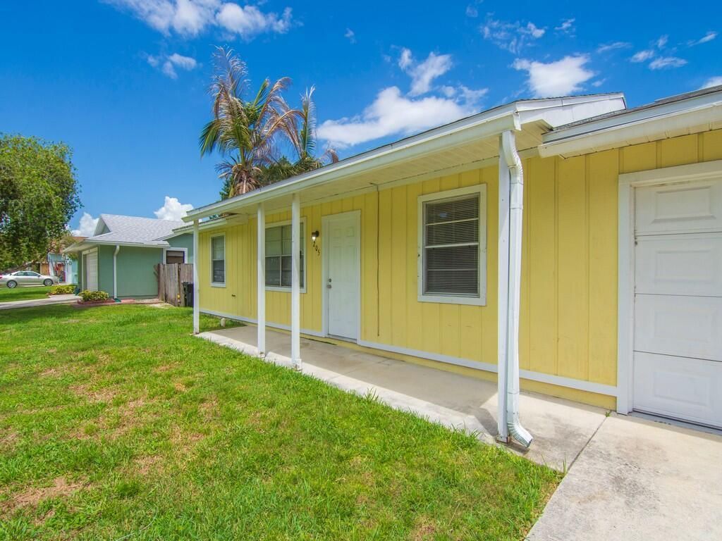 205 SW Voltair Terrace, Port Saint Lucie, FL 34984 Photo