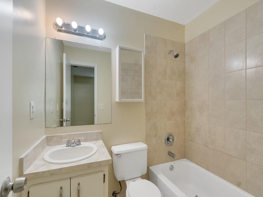 205 SW Voltair Terrace, Port Saint Lucie, FL 34984 Photo