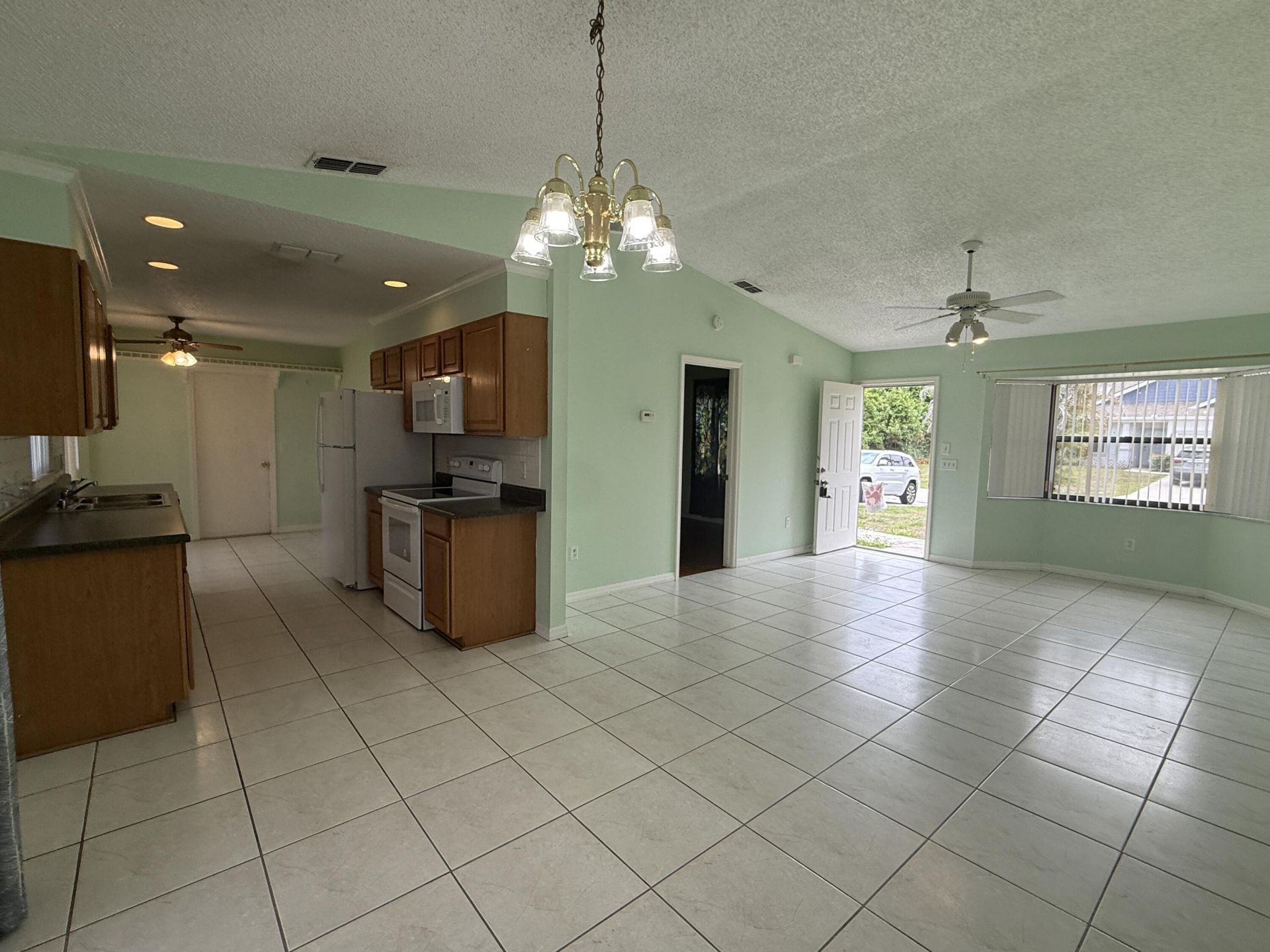 206 SW North Quick Circle, Port Saint Lucie, FL 34953 Photo