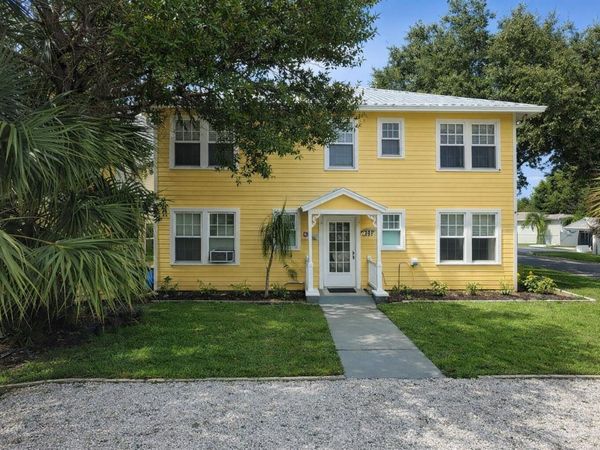 801 SW 4th Court, Unit 3, Fort Lauderdale, FL 33312
