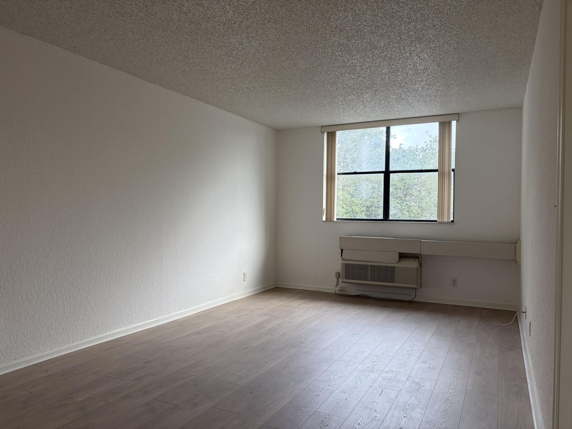 2401 Riverside Drive, Unit 217-b, Coral Springs, FL 33065 Photo