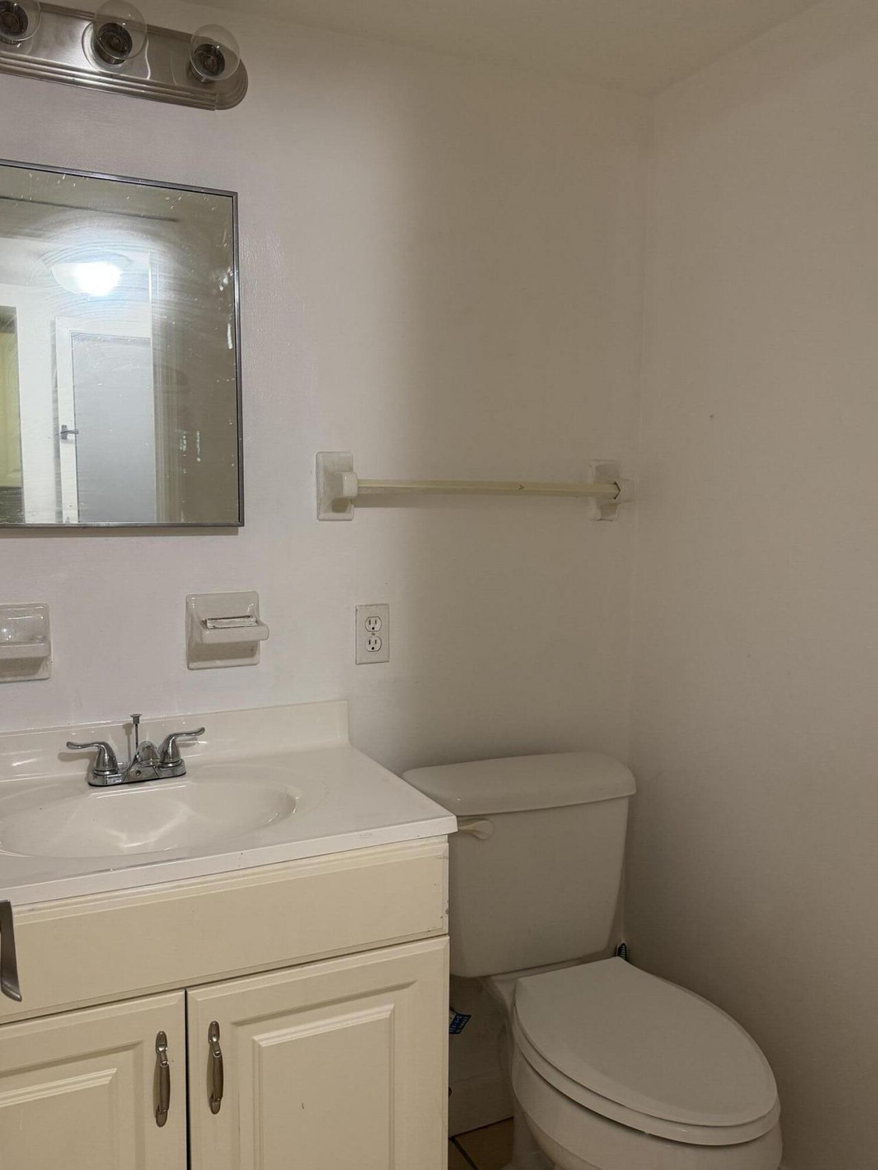 270 S Cypress Road, Unit 204, Pompano Beach, FL 33060 Photo