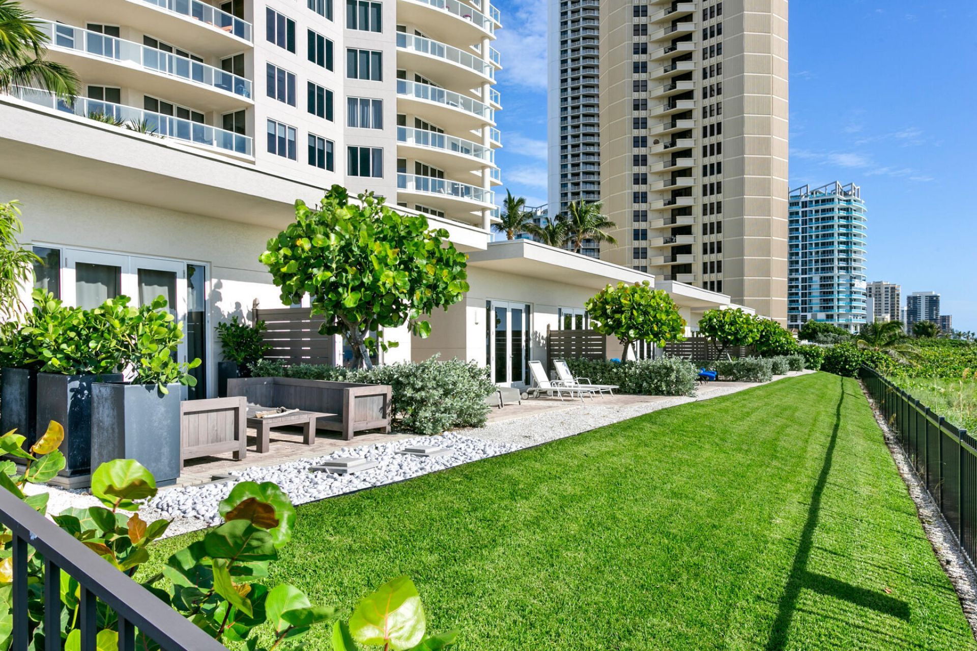 2700 N Ocean Drive, Unit 501a, Singer Island, FL 33404 Photo