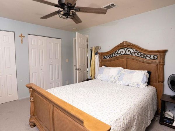 1881 SE Manth Lane, Port St. Lucie, FL 34983